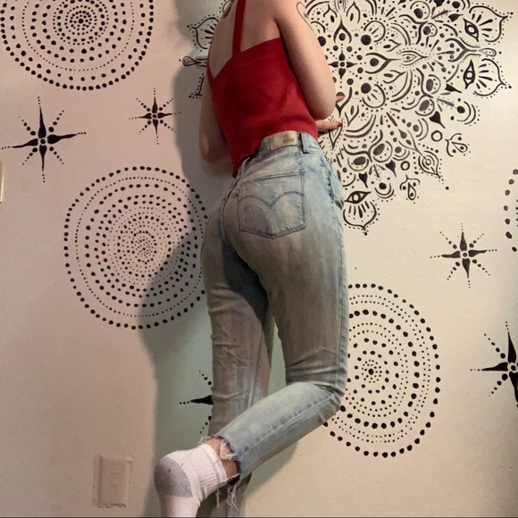 White Label High Waisted Levi’s - Picture 4 of 5